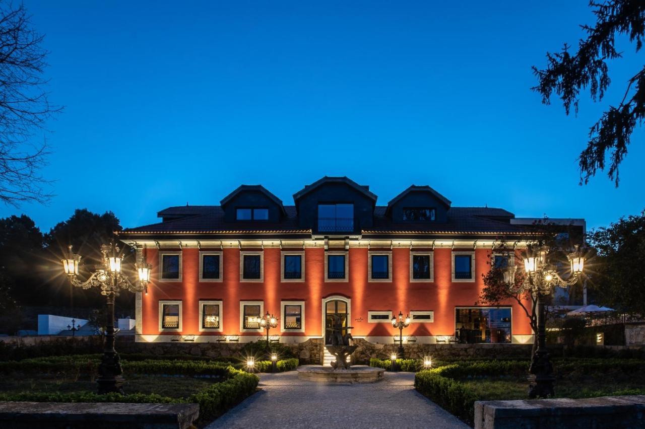 Vinha Boutique Hotel - The Leading Hotels Of The World Vila Nova de Gaia Exterior foto The Tretyakov Gallery at night